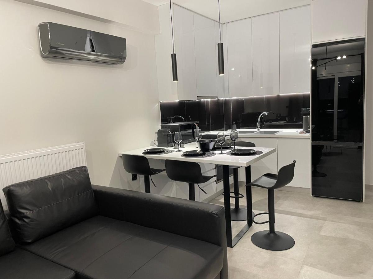 Elite With Private Parking Apartment Kavala