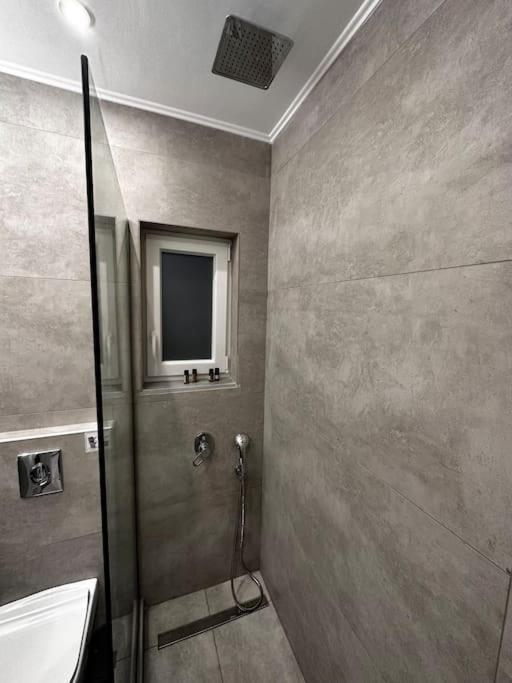 Apartment Elite With Private Parking Kavala